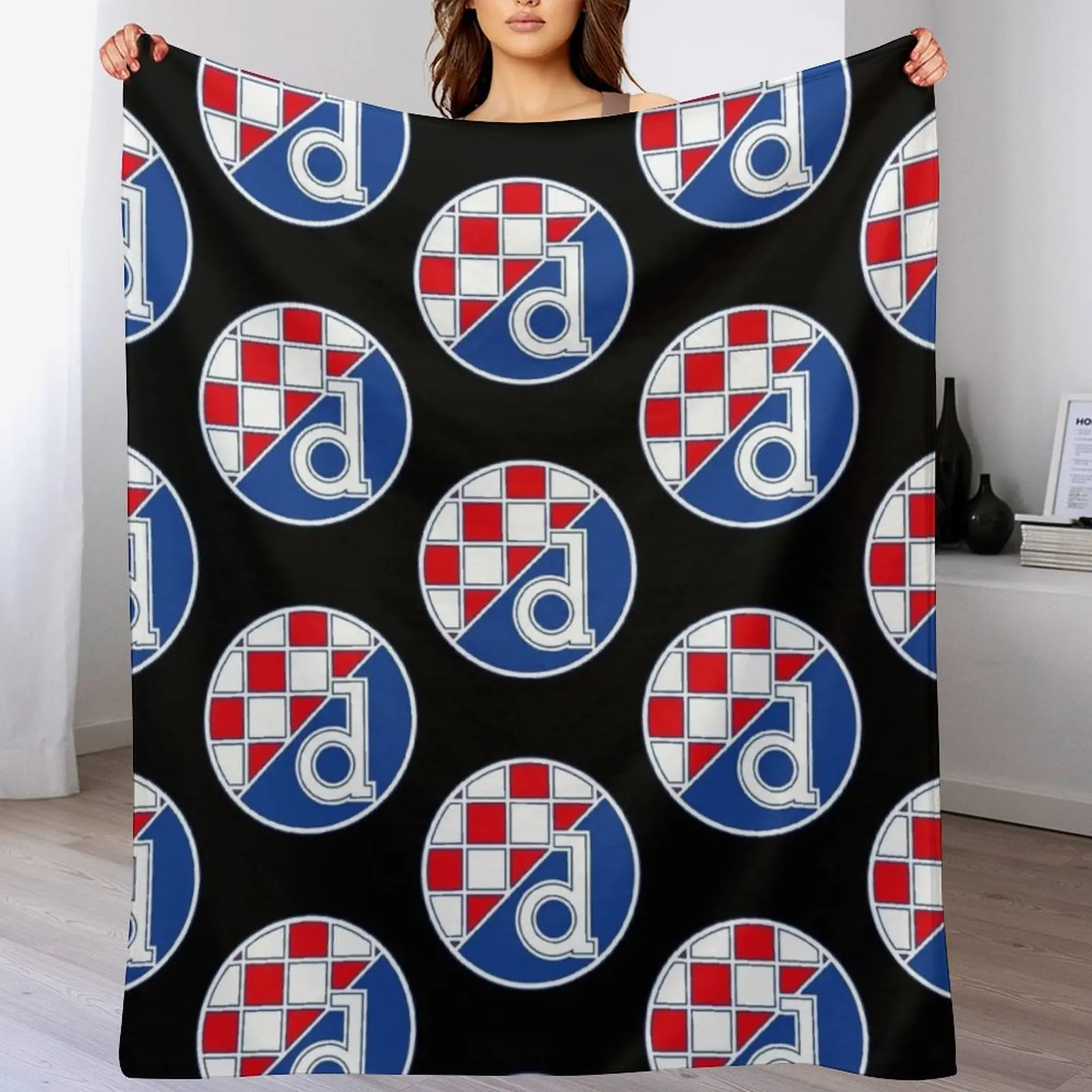 Dinamo Zagreb Throw Blanket Ye - 3D Printing Zagreb 评论和价格