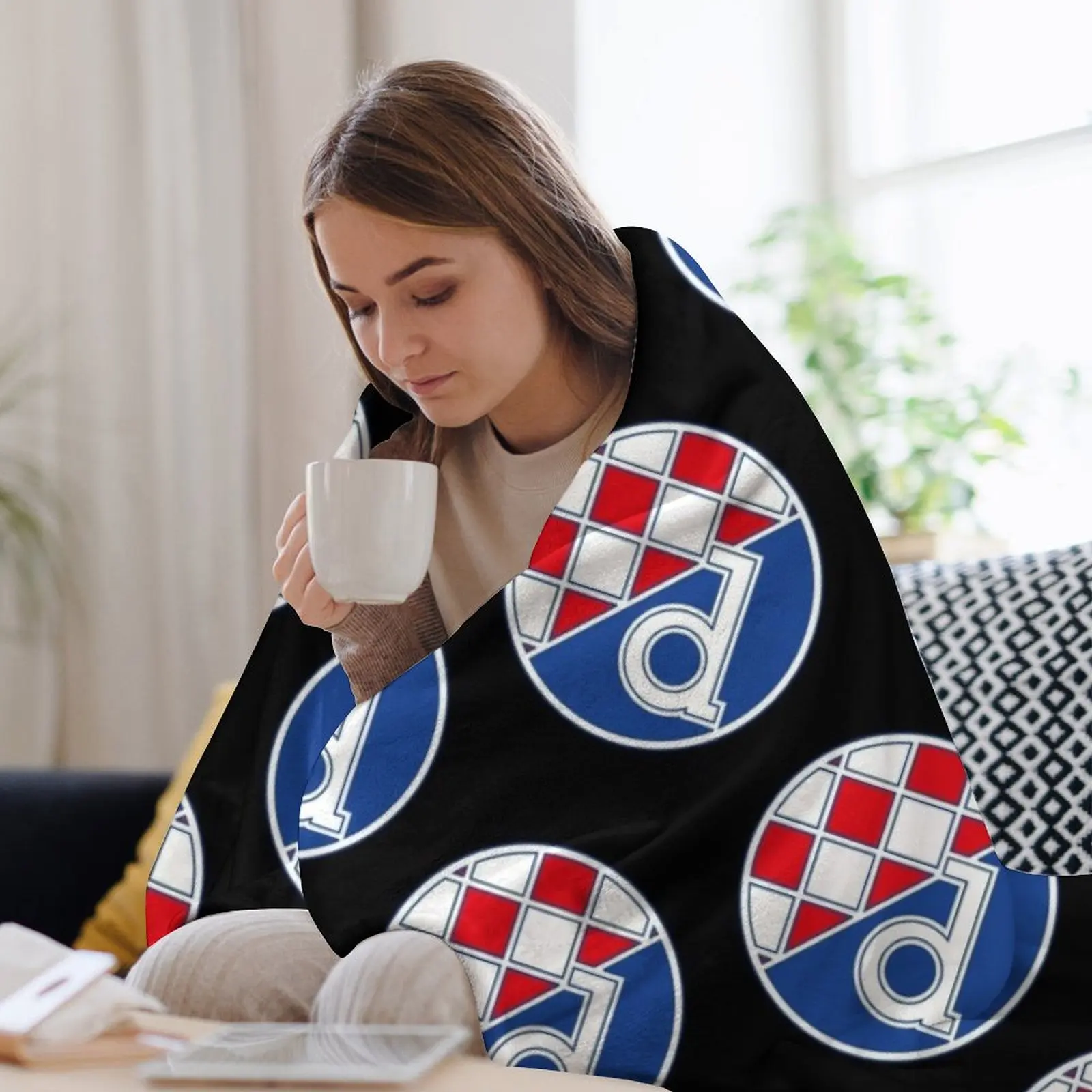 Dinamo Zagreb Throw Blanket Ye - 3D Printing Zagreb 评论和价格